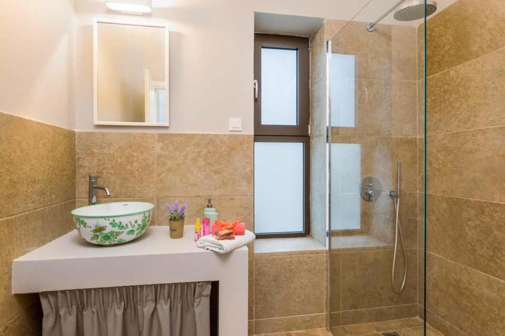 Astarte Villas - Petra Elia Private Villa With Pool Plános Zewnętrze zdjęcie
