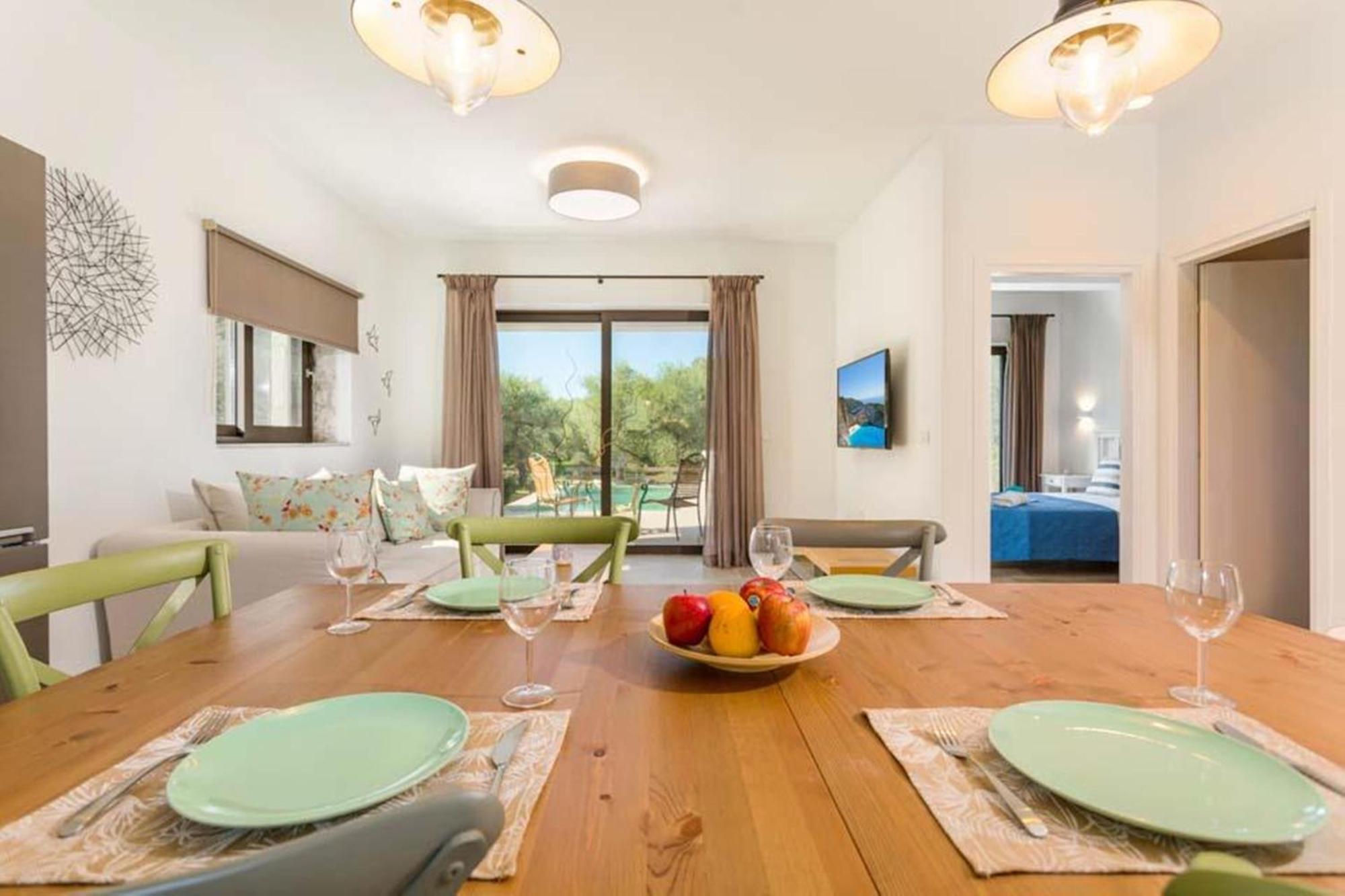 Astarte Villas - Petra Elia Private Villa With Pool Plános Zewnętrze zdjęcie
