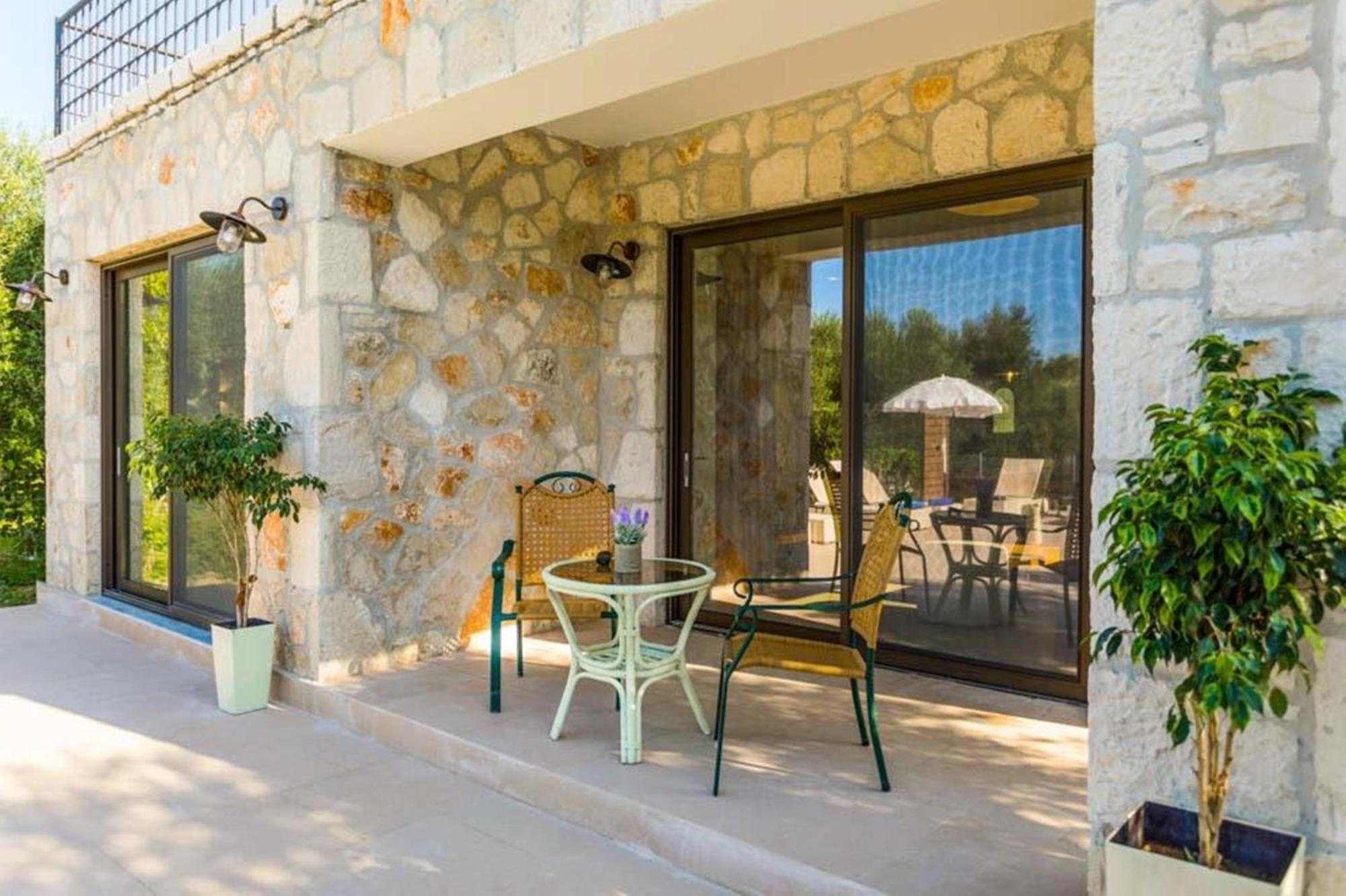 Astarte Villas - Petra Elia Private Villa With Pool Plános Zewnętrze zdjęcie