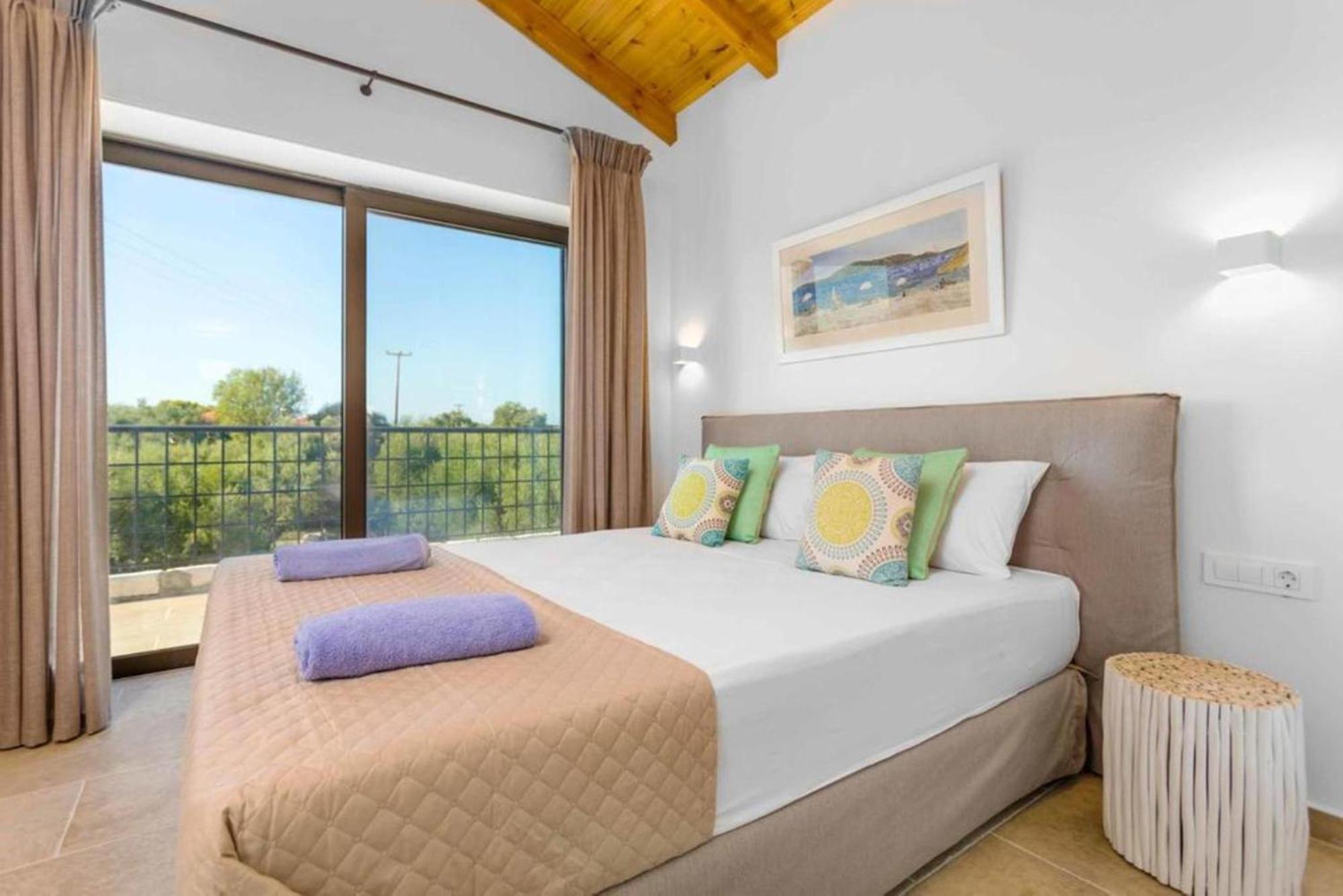 Astarte Villas - Petra Elia Private Villa With Pool Plános Zewnętrze zdjęcie